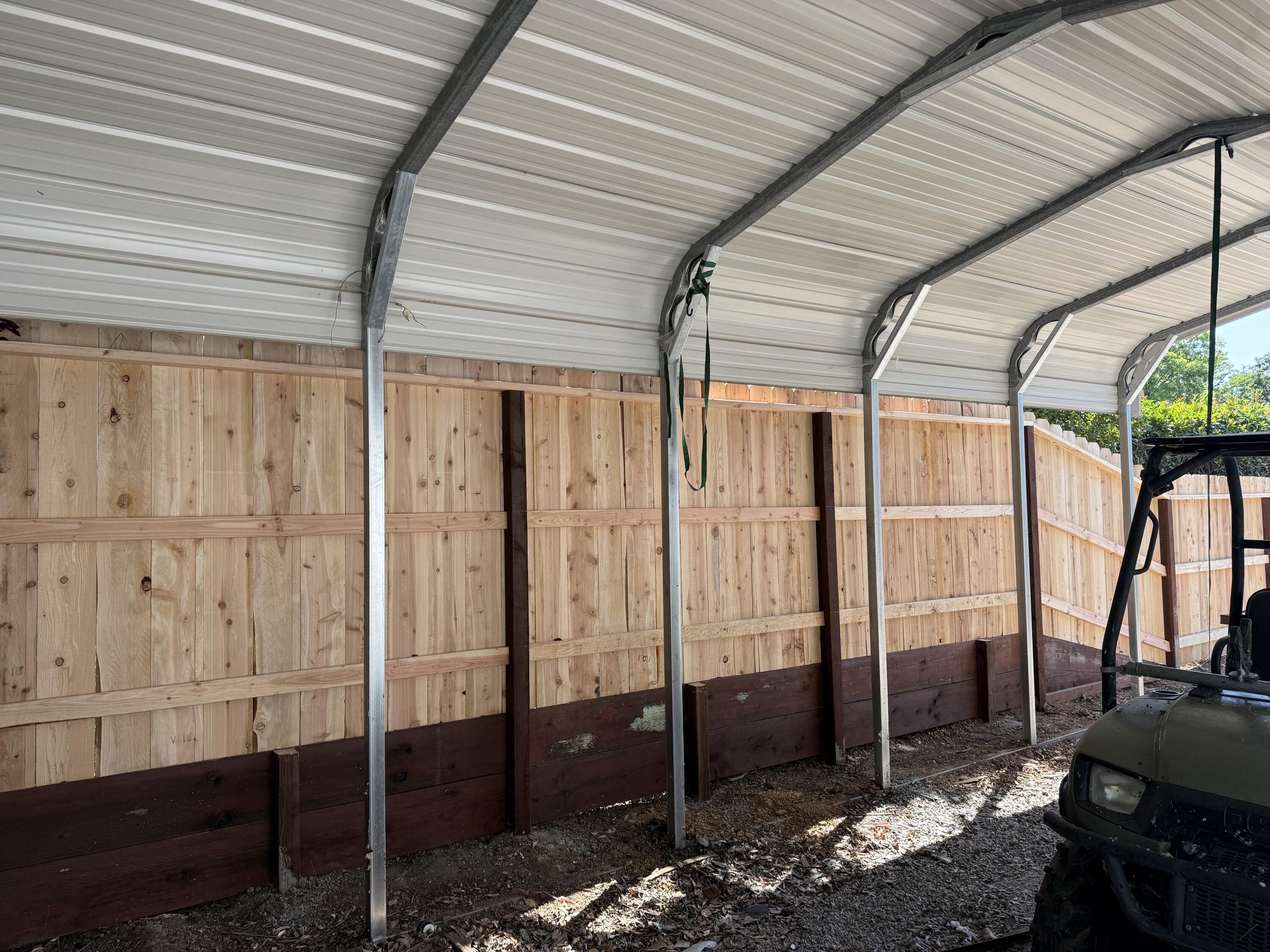11539 Vista Del Rio Redding, CA 96003 - Photo 27 of 29 Carport