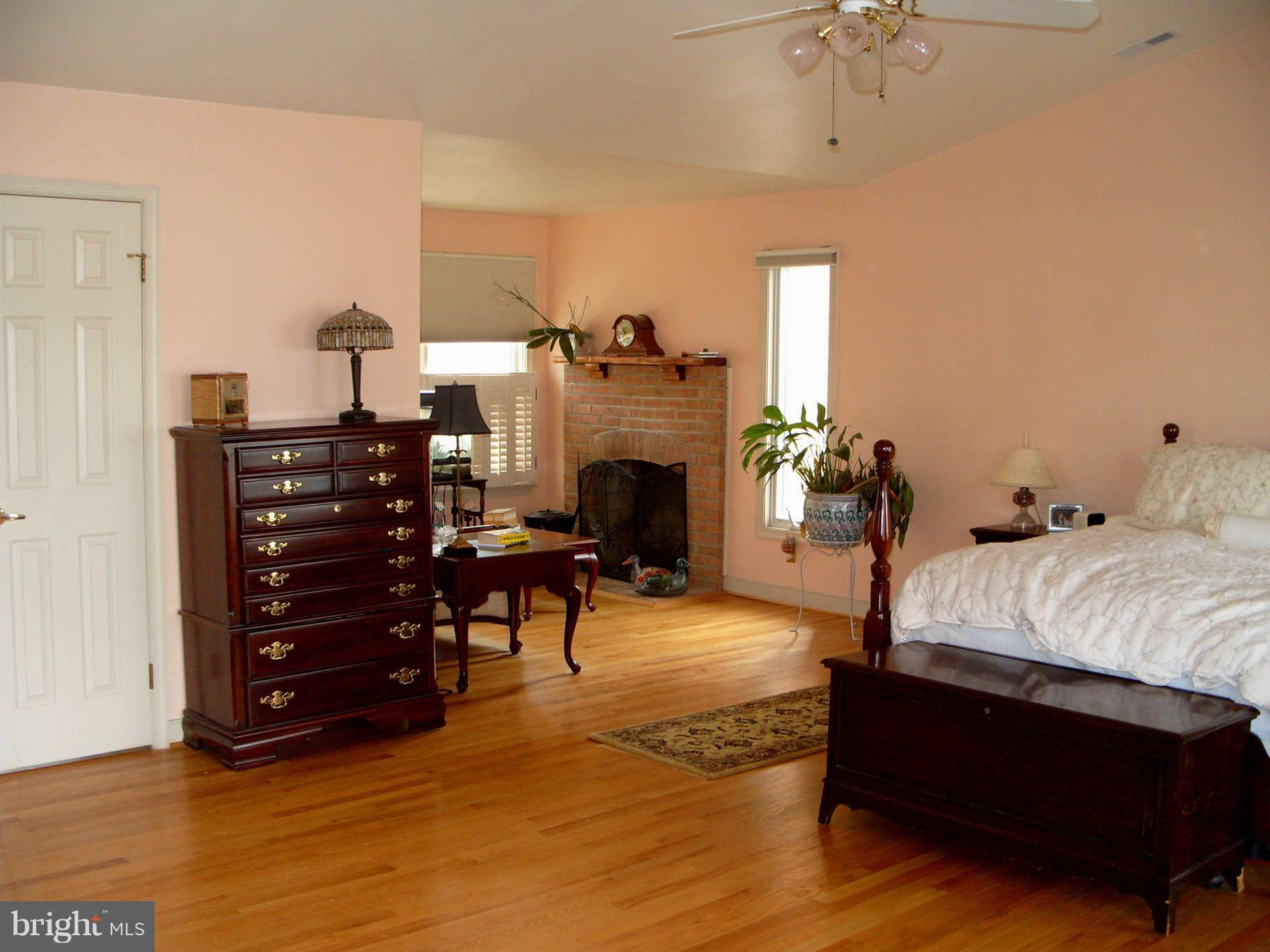 9109 Gardenia Road Nottingham, MD 21236 - Photo 3 of 30 Bedroom (Master)