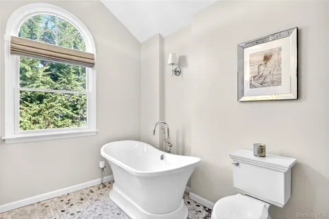 $1,189,000 | 125 Meadow Street, Garden City, NY 11530