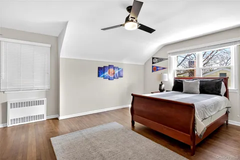 $1,189,000 | 125 Meadow Street, Garden City, NY 11530