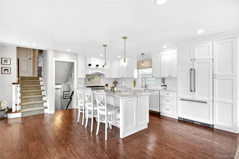 $1,189,000 | 125 Meadow Street, Garden City, NY 11530