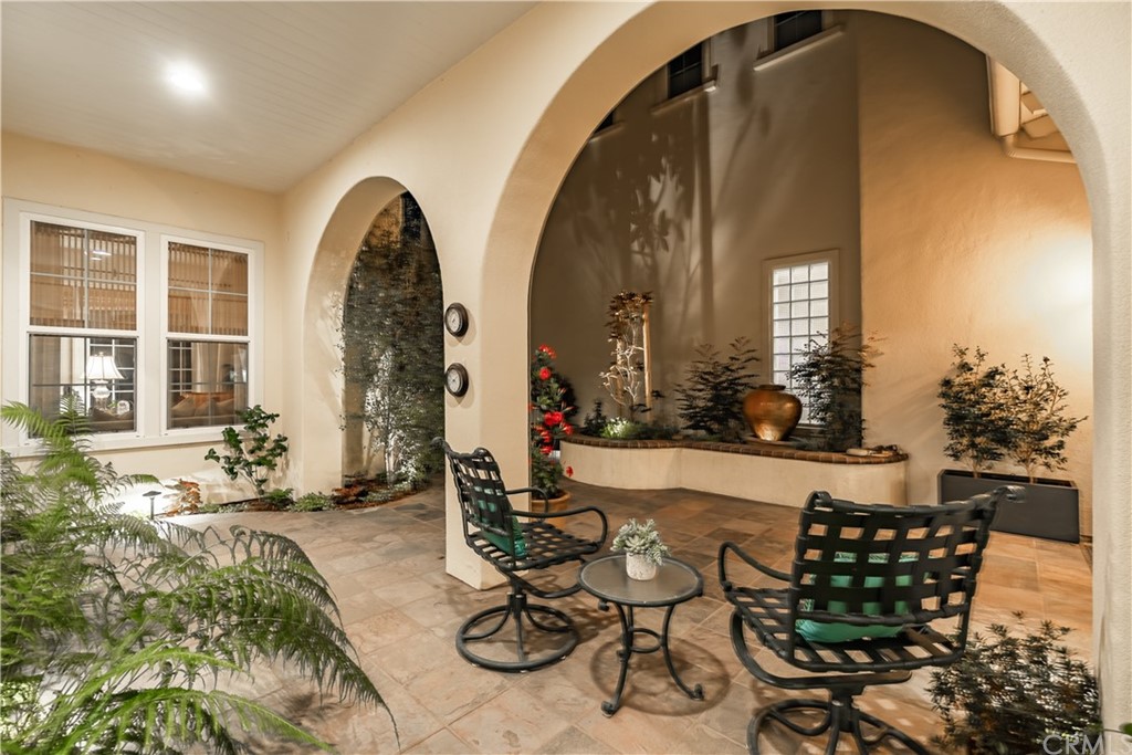 21246 Baeza Circle Huntington Beach, CA 92648 - Photo 45 of 49 a living room with furniture