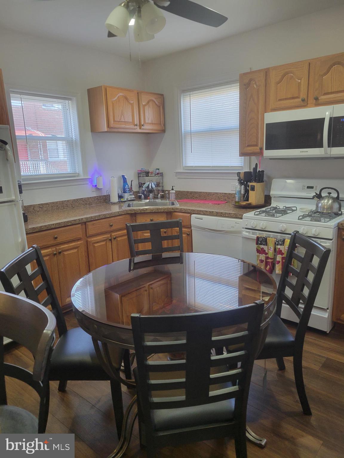 3718 Woodridge Road Baltimore, MD 21229 - Photo 7 of 17