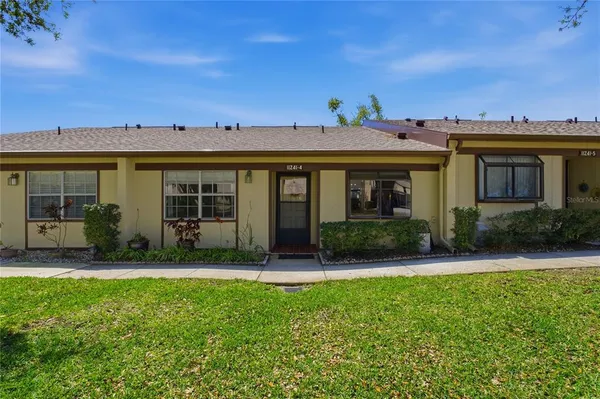 $130,000 | 11241 Dollar Lake Drive, Unit 4, Port Richey, FL 34668