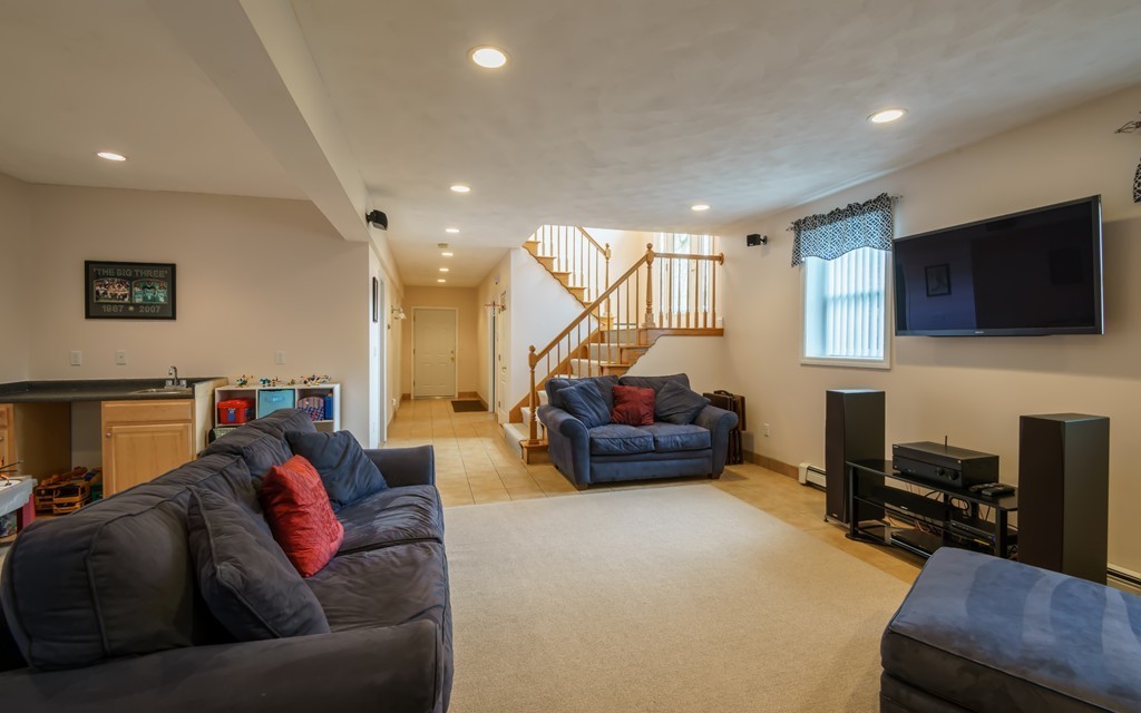 99 Mink Run Road Wilmington, MA 01887 - Photo 27 of 30 Gallery Image 27