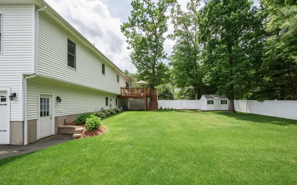 99 Mink Run Road Wilmington, MA 01887 - Photo 5 of 30 Gallery Image 5