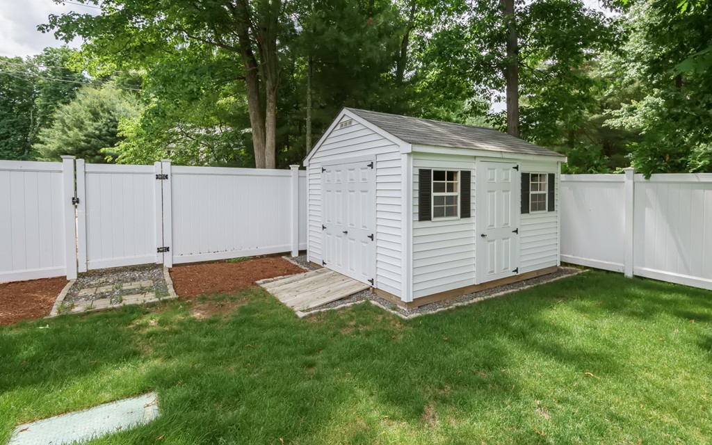 99 Mink Run Road Wilmington, MA 01887 - Photo 6 of 30 Gallery Image 6