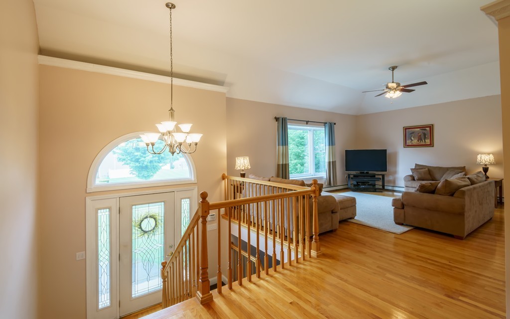 99 Mink Run Road Wilmington, MA 01887 - Photo 10 of 30 Gallery Image 10