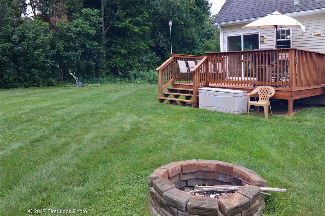 129 Ridge Lane Swansea, MA 02777 - Photo 28 of 31 Gallery Image 28