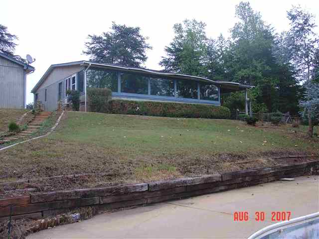 737 Mountainview Road, Unit PLUMBLEE Landrum, SC 29356 - Photo 4 of 8