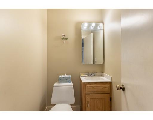 5 Warren Road Marblehead, MA 01945 - Photo 17 of 30 Gallery Image 17