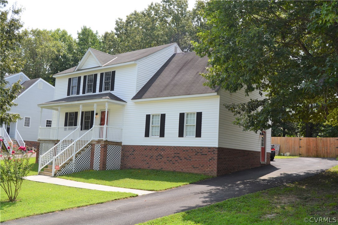 9443 Lockberry Ridge Loop North Chesterfield, VA 23237 - Photo 1 of 16 Gallery Image 1