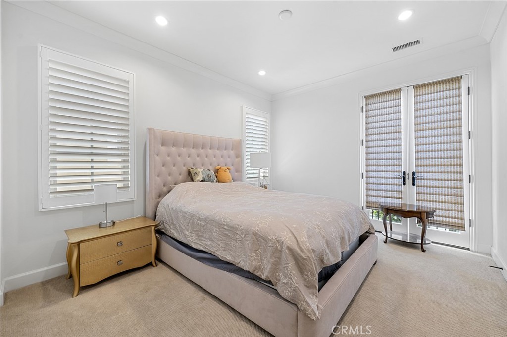 45 Triana Irvine, CA 92618 - Photo 26 of 39