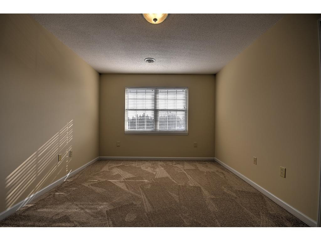146 East Ravine Road, Unit 146 Kingsport, TN 37660 - Photo 27 of 35 Photo 28