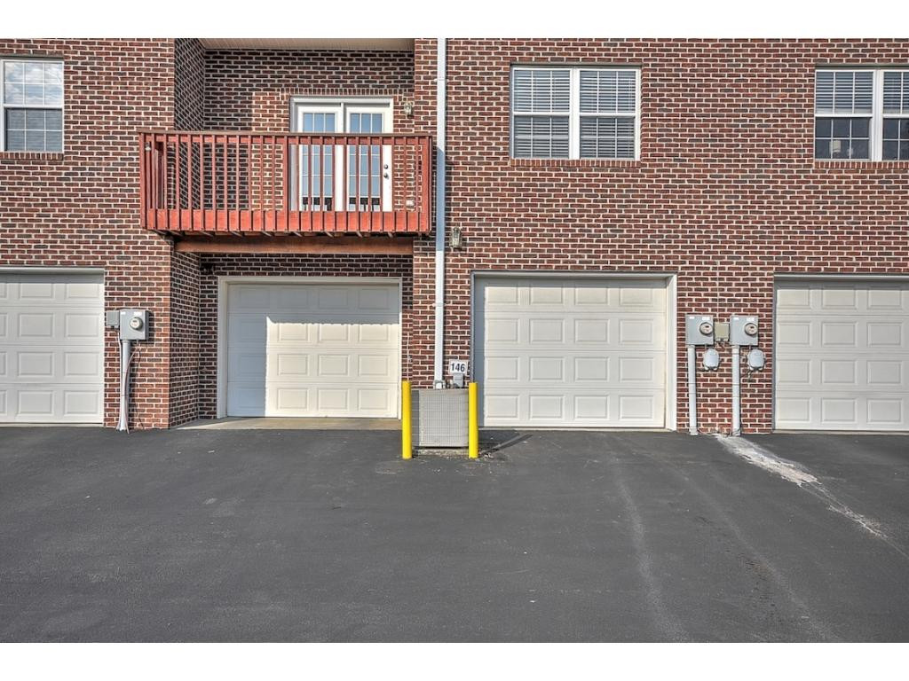 146 East Ravine Road, Unit 146 Kingsport, TN 37660 - Photo 33 of 35 Photo 34