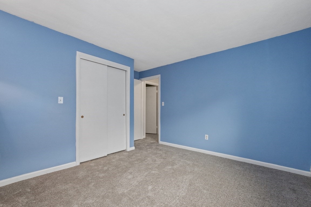 22 Jacqueline Road, Unit B Waltham, MA 02452 - Photo 16 of 38 Gallery Image 16