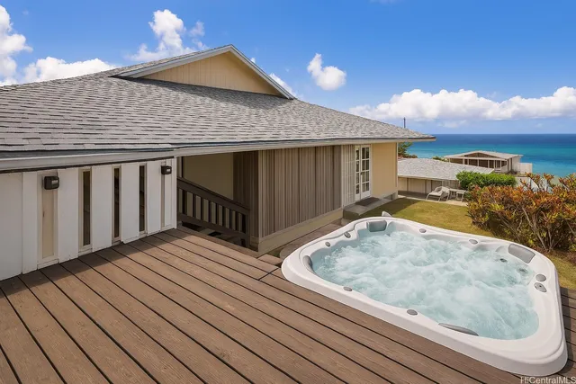 $2,525,000 | 1410 Ehupua Street, Honolulu, HI 96821