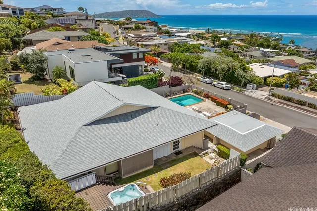 $2,525,000 | 1410 Ehupua Street, Honolulu, HI 96821