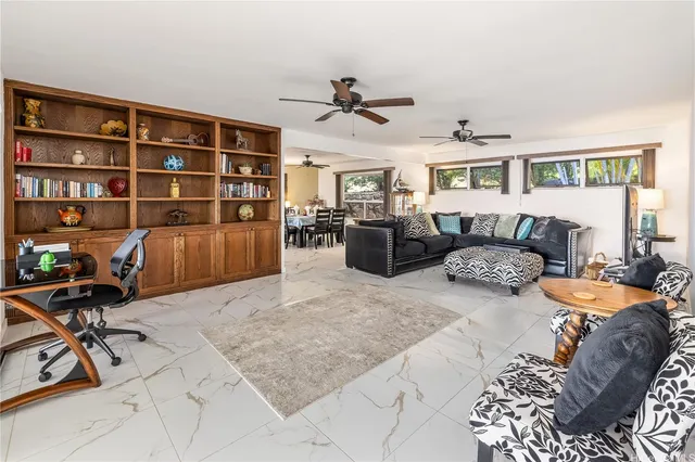 $2,525,000 | 1410 Ehupua Street, Honolulu, HI 96821