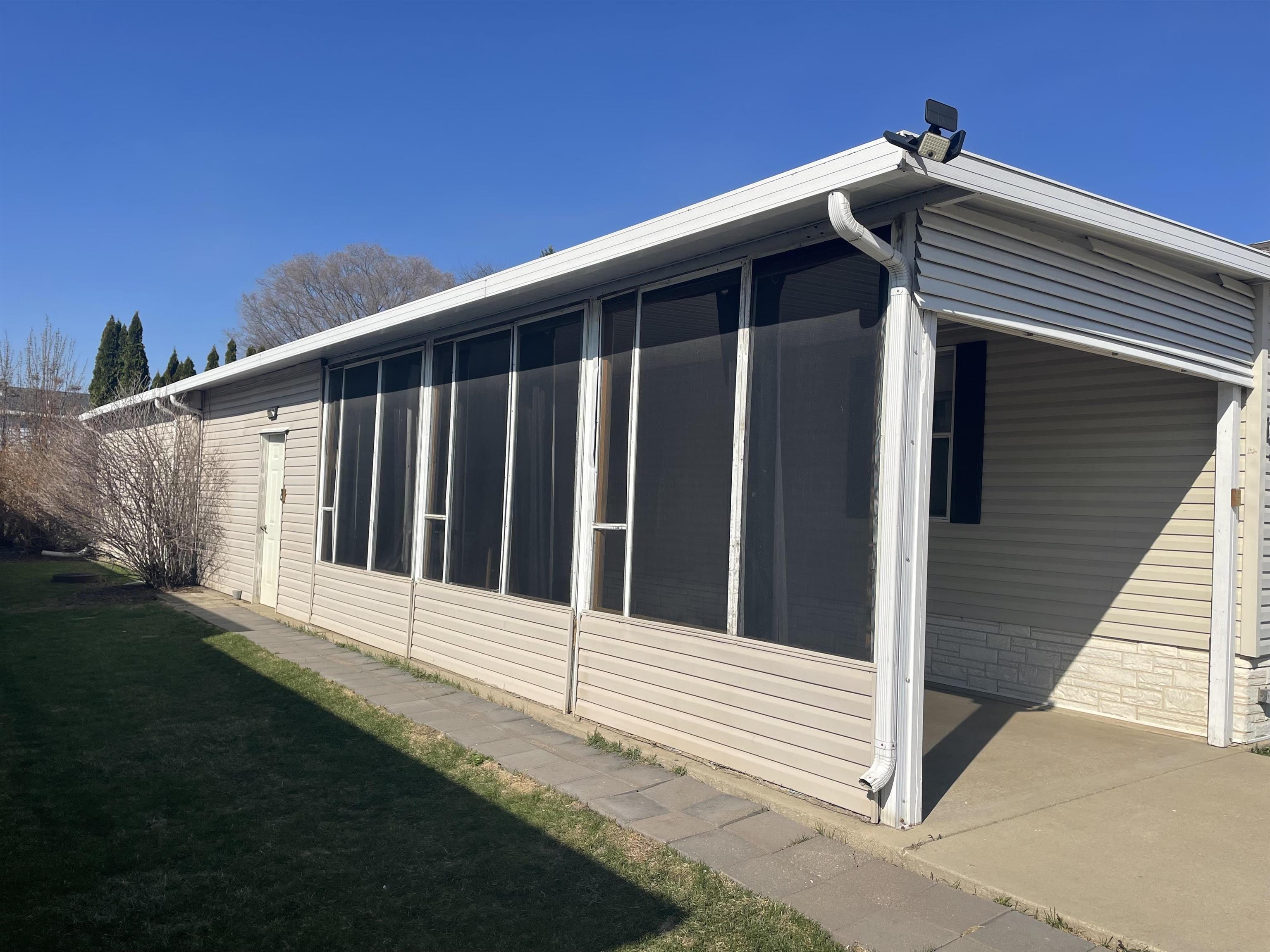 1203 Spring Circle Belvidere, IL 61008 - Photo 9 of 14