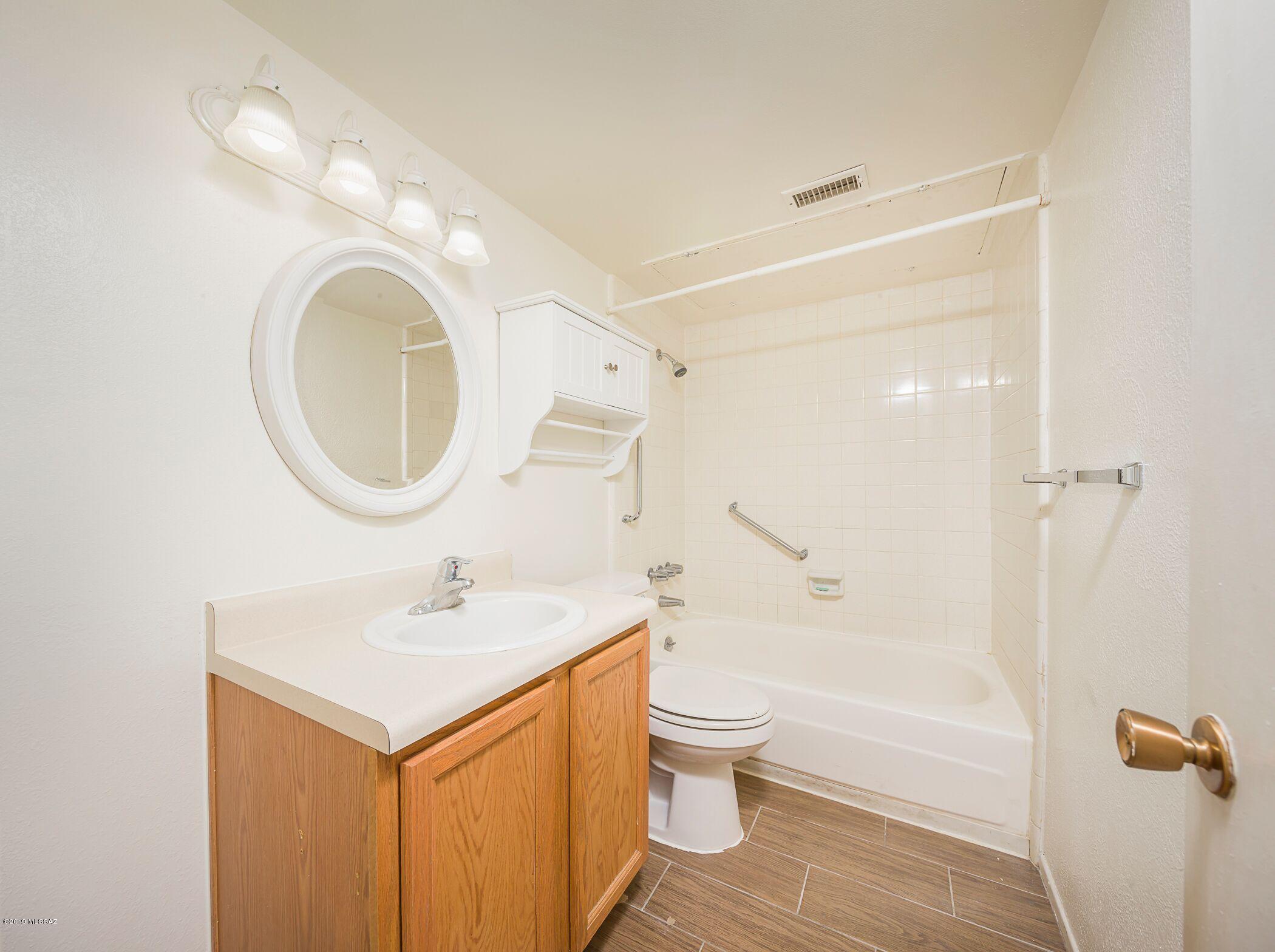 1600 North Wilmot Road, Unit 190 Tucson, AZ 85712 - Photo 11 of 23