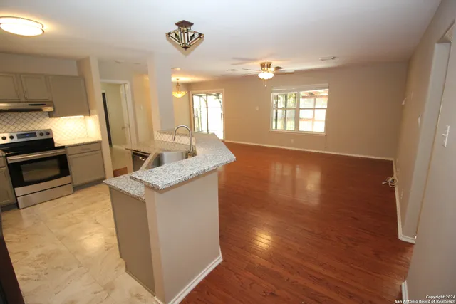 $1,850 | 15247 Kamary Lane, San Antonio, TX 78247