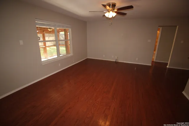 $1,850 | 15247 Kamary Lane, San Antonio, TX 78247