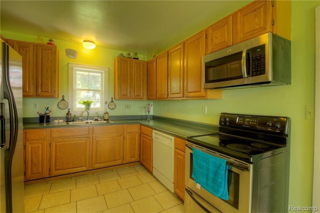 12344 Duffield Road Gaines, MI 48436 - Photo 11 of 36 11.jpg