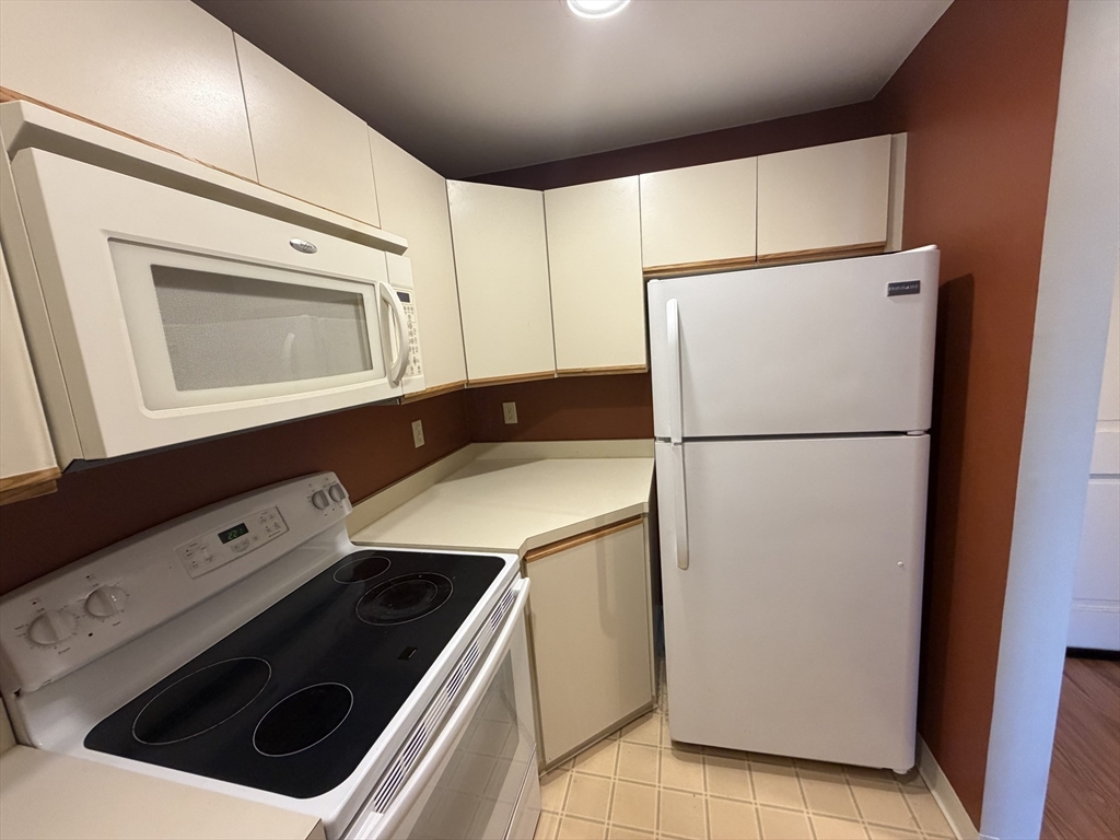 44 Elm Street, Unit 508 Worcester, MA 01609 - Photo 6 of 21