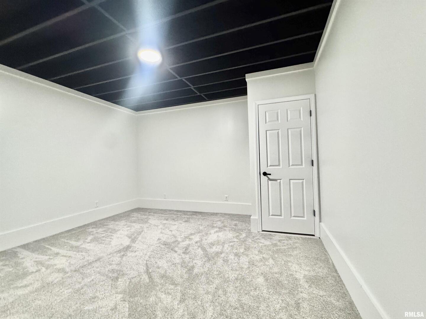 309 West Main Street Ewing, IL 62836 - Photo 36 of 37 a view of empty room