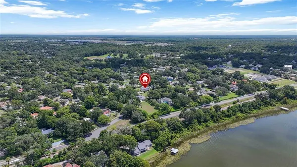 $755,000 | 999 Fairview Avenue, Mount Dora, FL 32757
