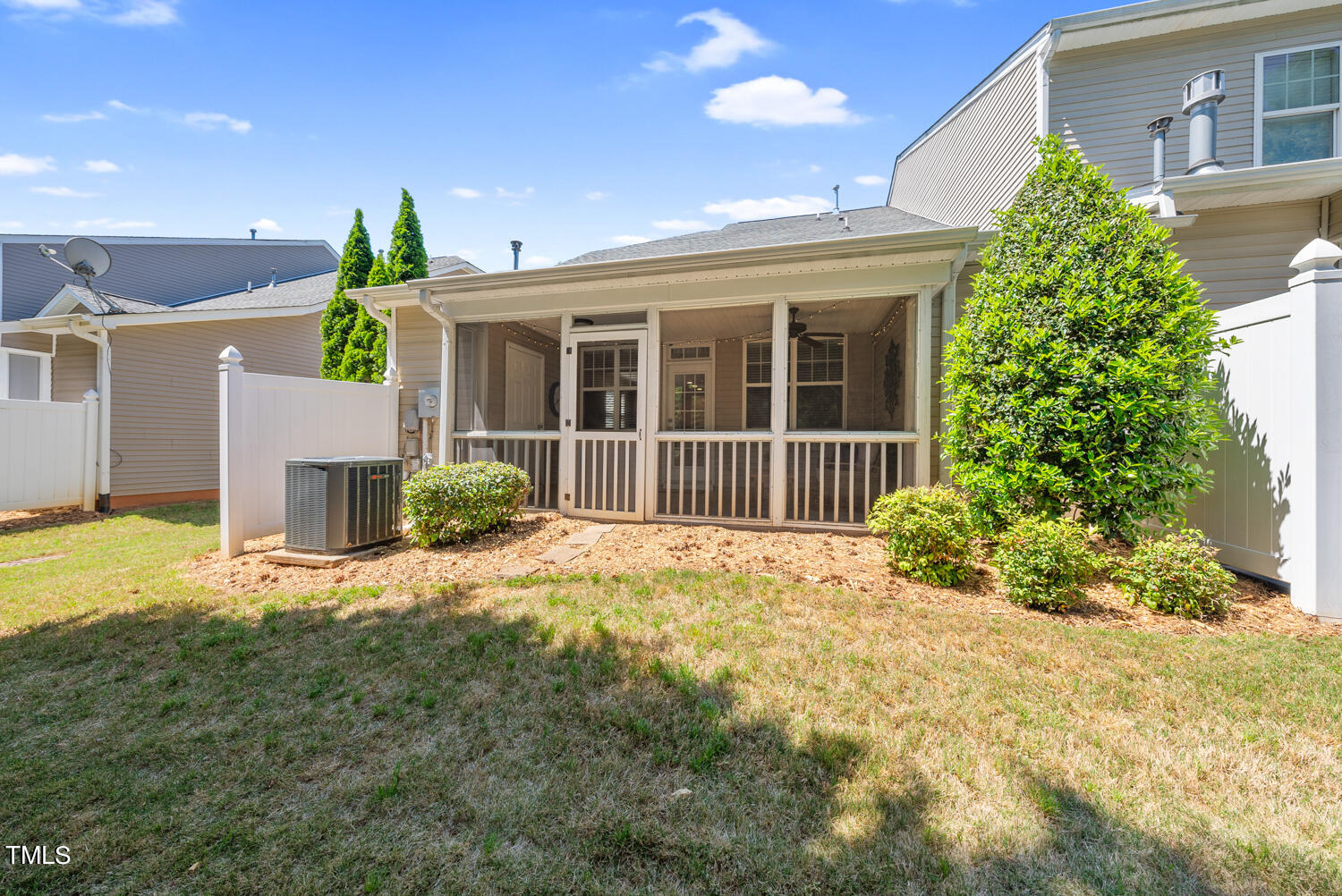 2520 Spring Oaks Way Raleigh, NC 27614 - Photo 30 of 34 30