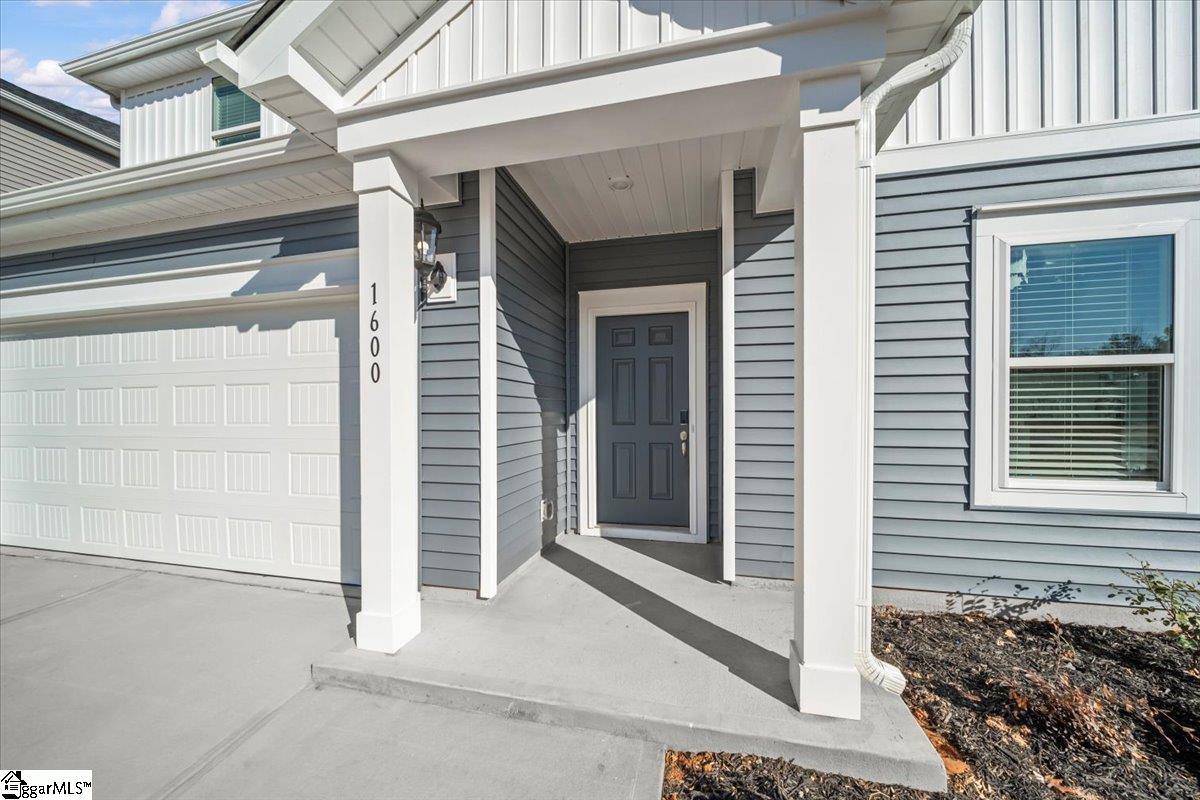 1600 Switchback Circle Moore, SC 29369 - Photo 2 of 34