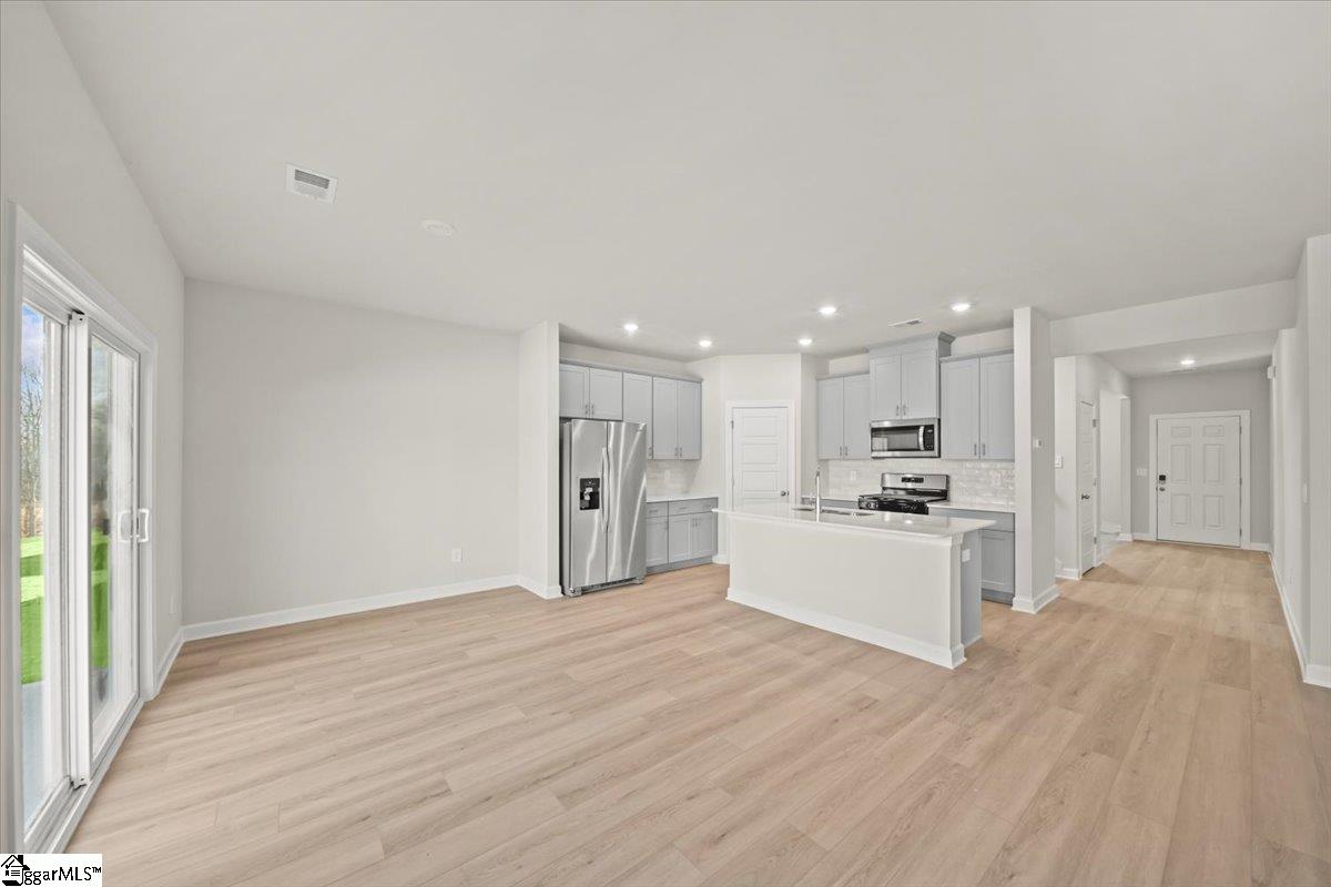 1600 Switchback Circle Moore, SC 29369 - Photo 6 of 34