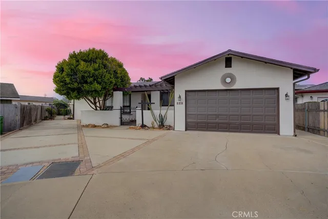 $1,098,000 | 689 Woodland Drive, Arroyo Grande, CA 93420