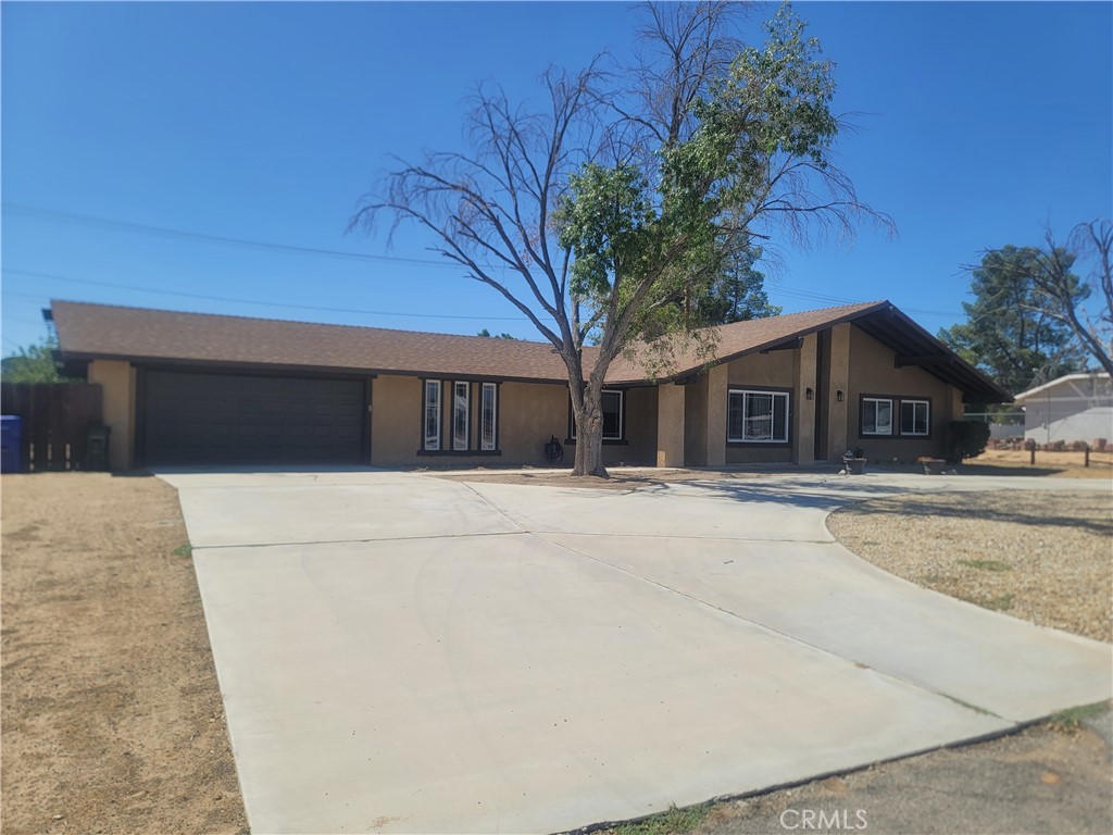 20061 Seneca Road Apple Valley, CA 92307 - Photo 3 of 41 Gallery Image 3