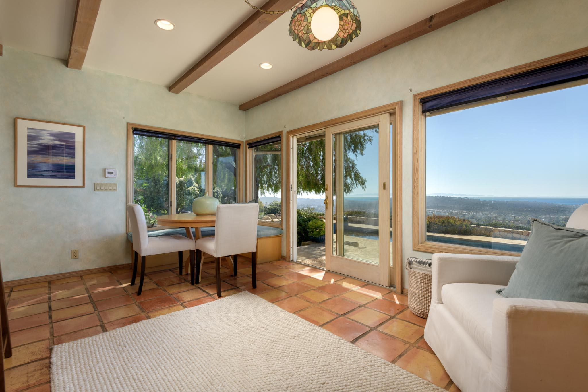 3770 Foothill Road Santa Barbara, CA 93105 - Photo 11 of 41 Breakfast Area