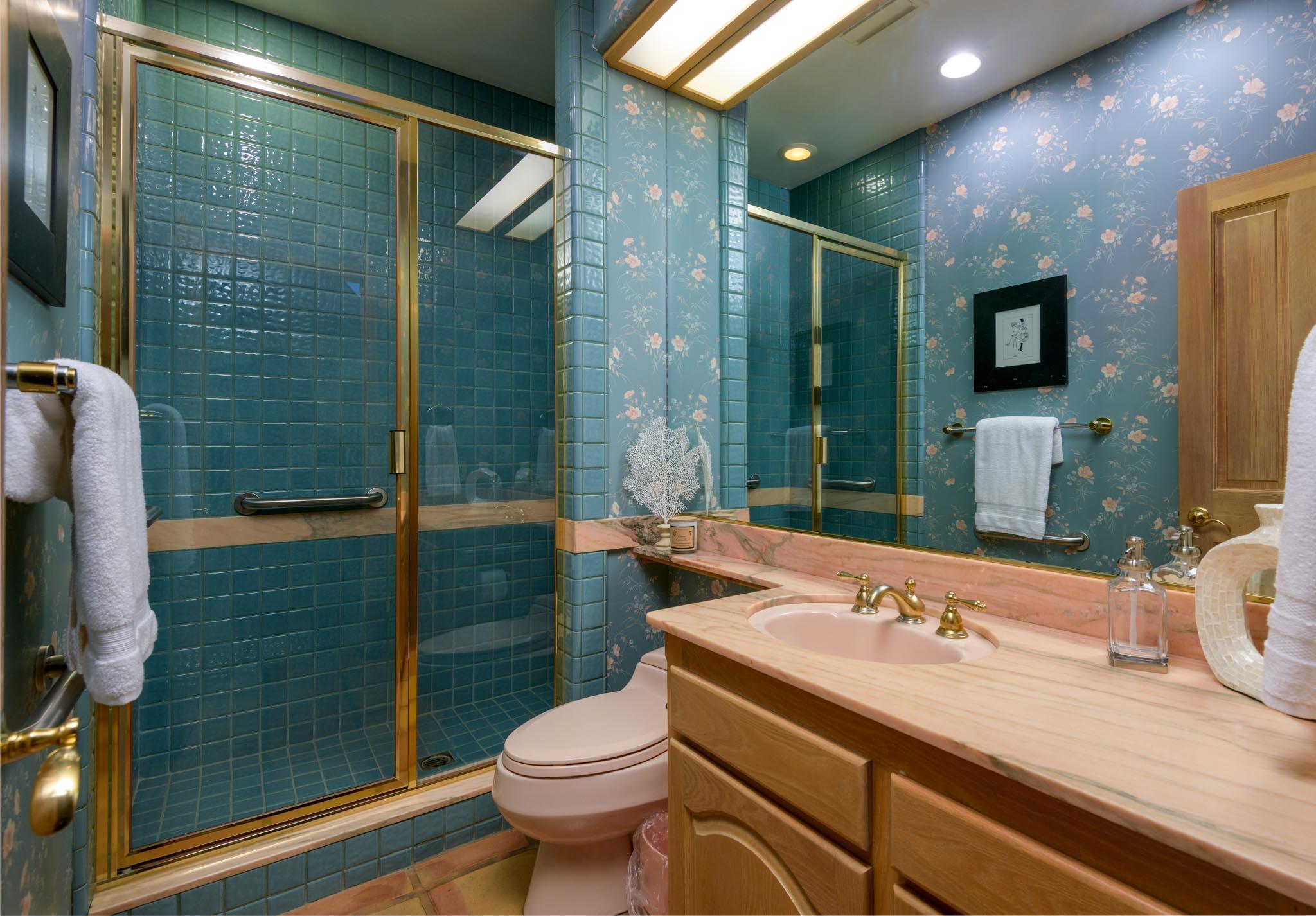 3770 Foothill Road Santa Barbara, CA 93105 - Photo 24 of 41 Bathroom 2