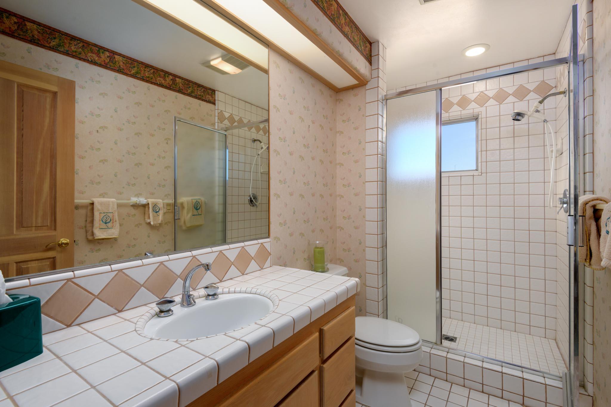3770 Foothill Road Santa Barbara, CA 93105 - Photo 28 of 41 Bathroom 4