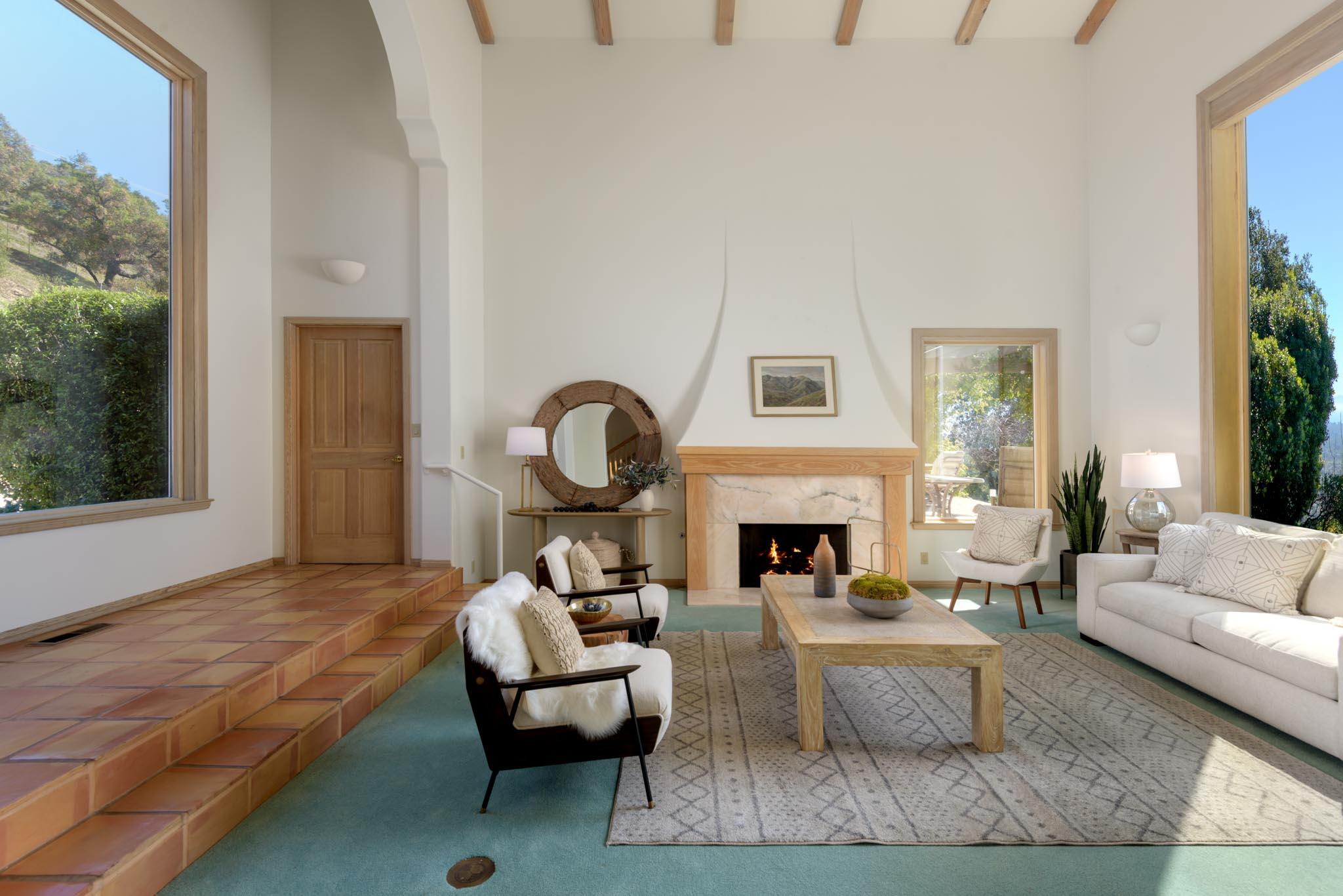 3770 Foothill Road Santa Barbara, CA 93105 - Photo 6 of 41 Living Room