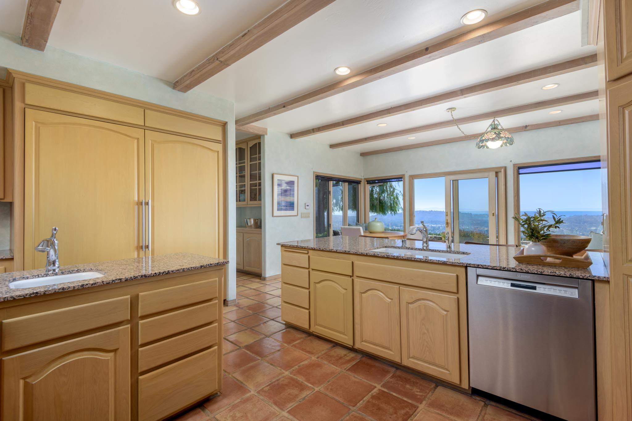 3770 Foothill Road Santa Barbara, CA 93105 - Photo 7 of 41 Kitchen