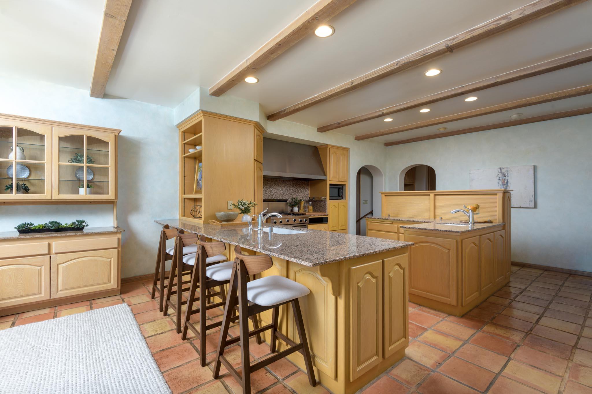 3770 Foothill Road Santa Barbara, CA 93105 - Photo 10 of 41 Kitchen