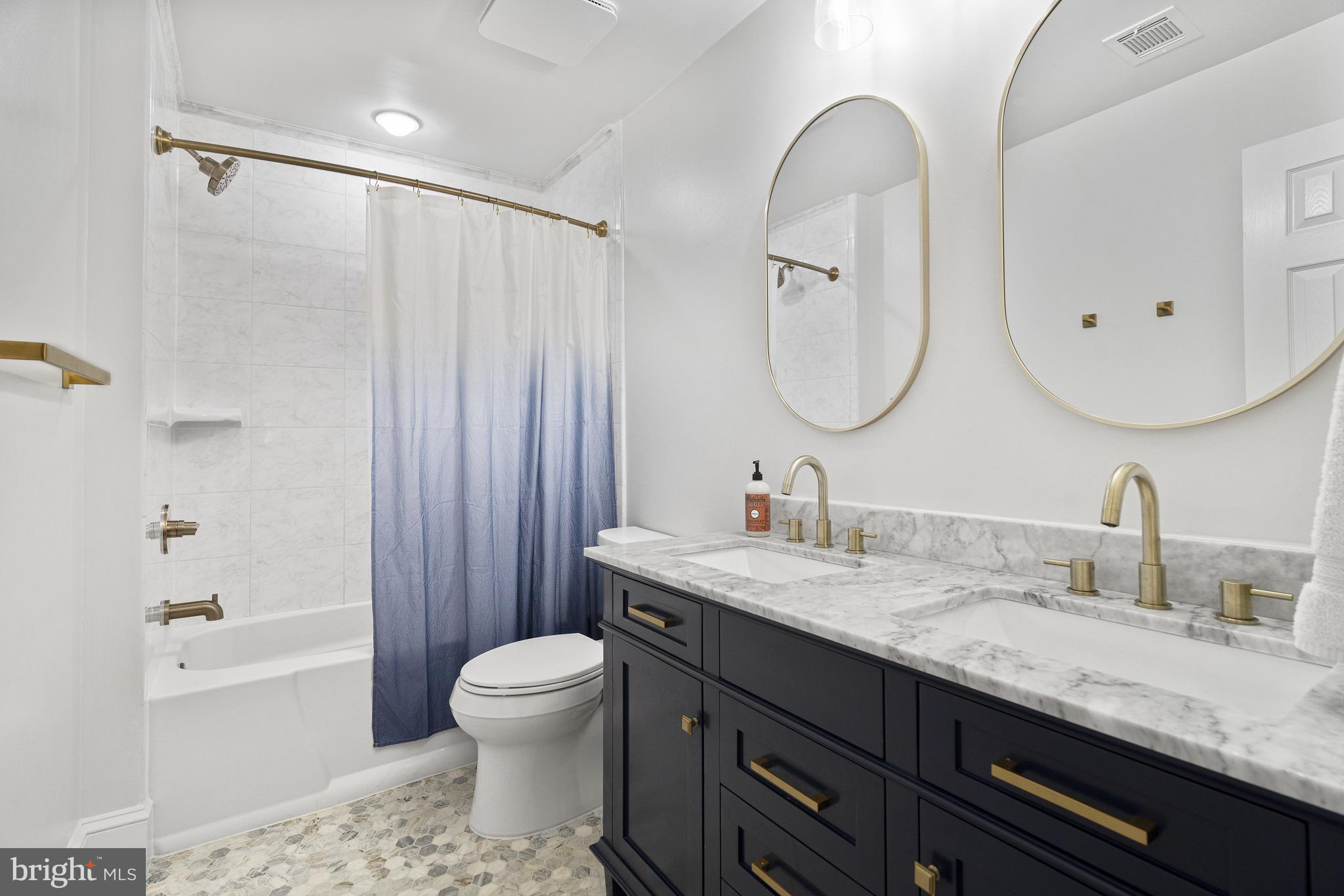 6303 Hunting Ridge Lane McLean, VA 22101 - Photo 25 of 47 Gallery Image 25