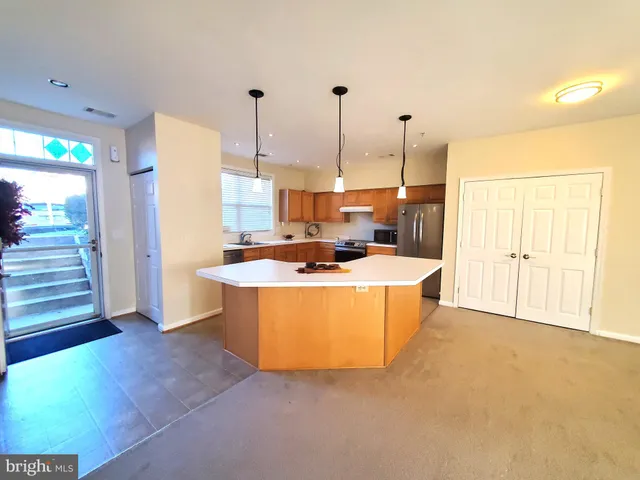 $2,200 | 2433 Wentworth Drive, Crofton, MD 21114