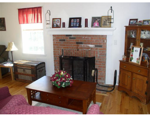 59 Bentley Road Barre, MA 01005 - Photo 9 of 12 Gallery Image 9