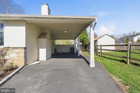a view of entryway