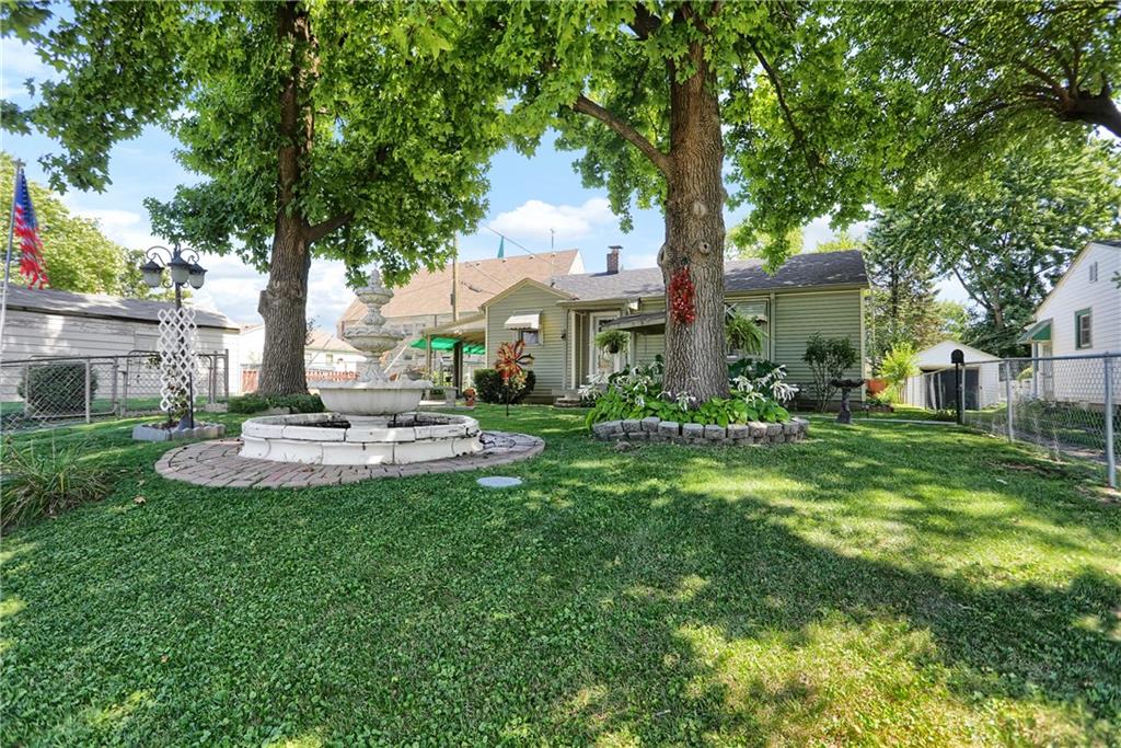 2033 North Riley Avenue Indianapolis, IN 46218 - Photo 4 of 26 Gallery Image 4