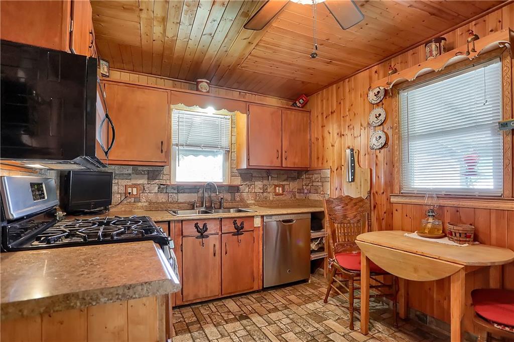2033 North Riley Avenue Indianapolis, IN 46218 - Photo 8 of 26 Gallery Image 8