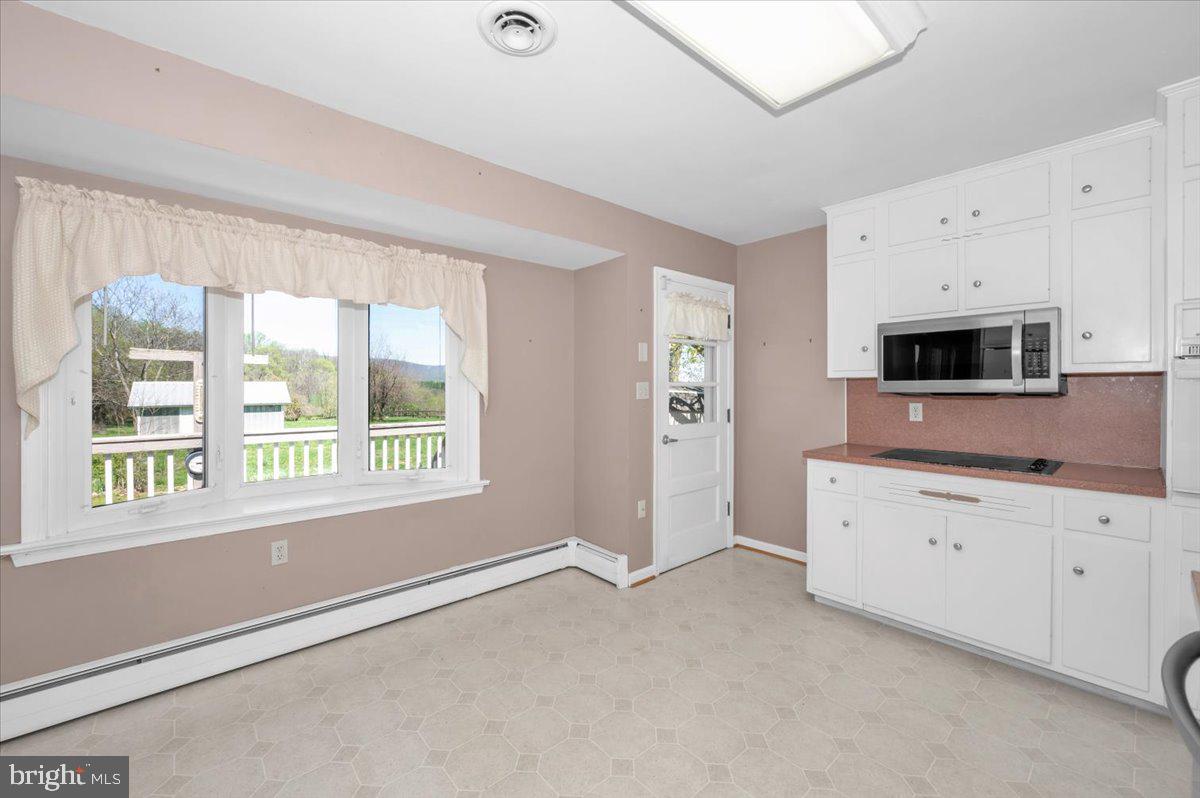 5536 Catholic Church Road Jefferson, MD 21755 - Photo 15 of 67 Kitchen