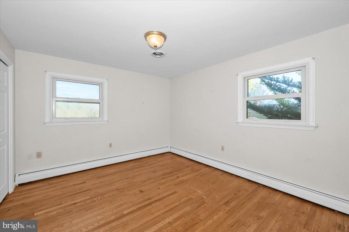 5536 Catholic Church Road Jefferson, MD 21755 - Photo 19 of 67 Bedroom 1
